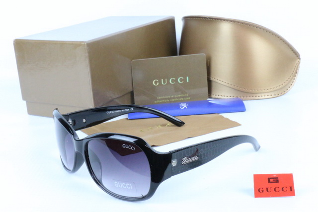 GUCCl Boutique Sunglasses 052